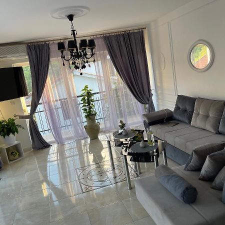 Apartmani Cirovic Luxury Херцег Нови Екстериор снимка