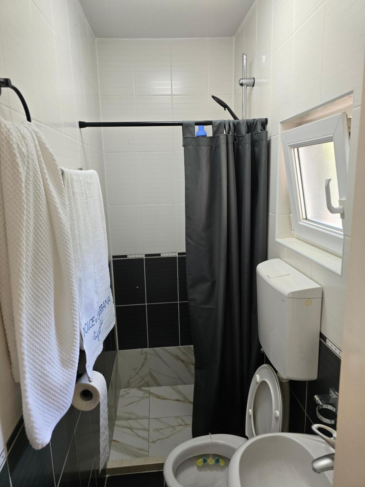Apartmani Cirovic Luxury Херцег Нови Екстериор снимка