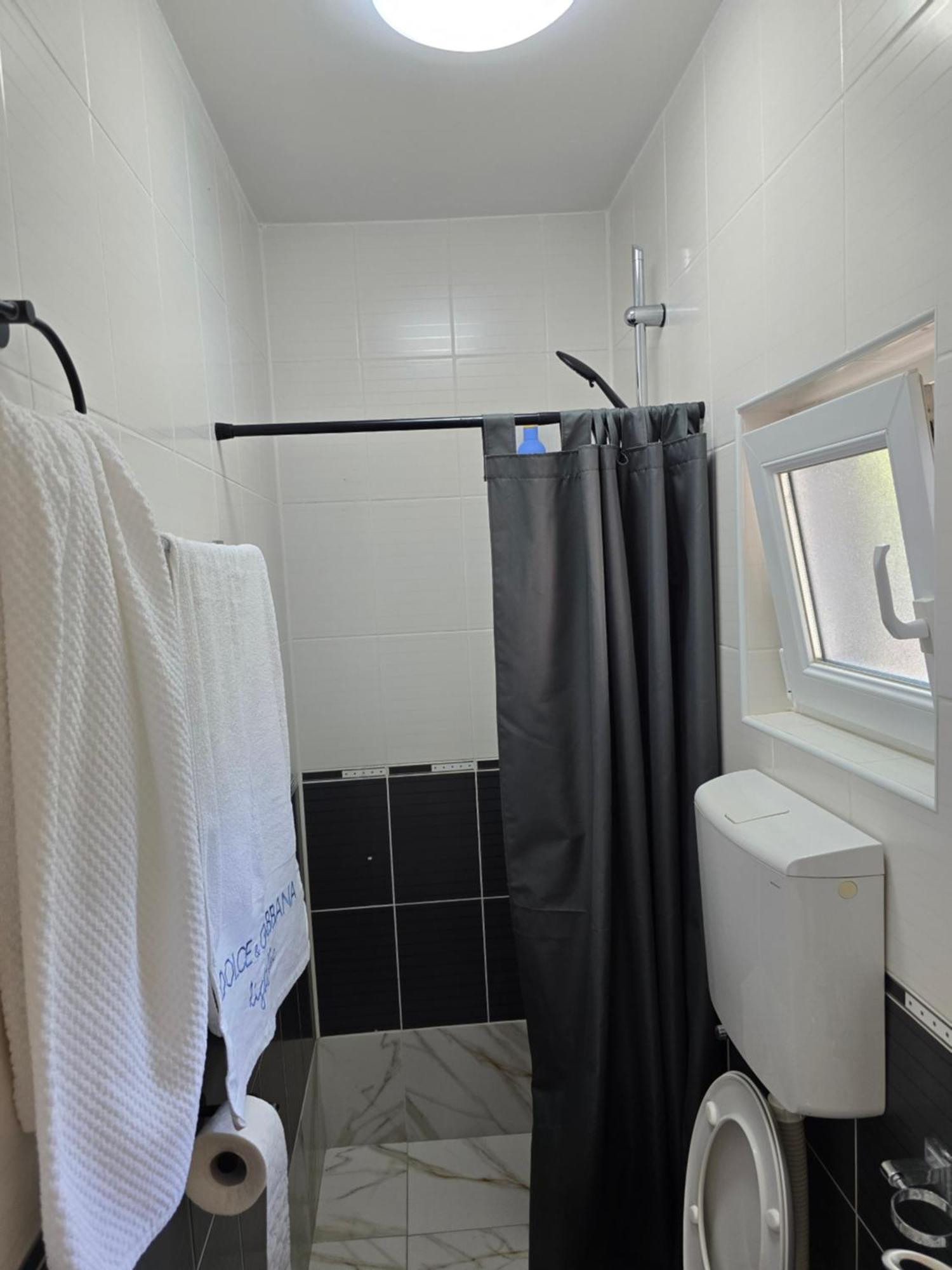 Apartmani Cirovic Luxury Херцег Нови Екстериор снимка